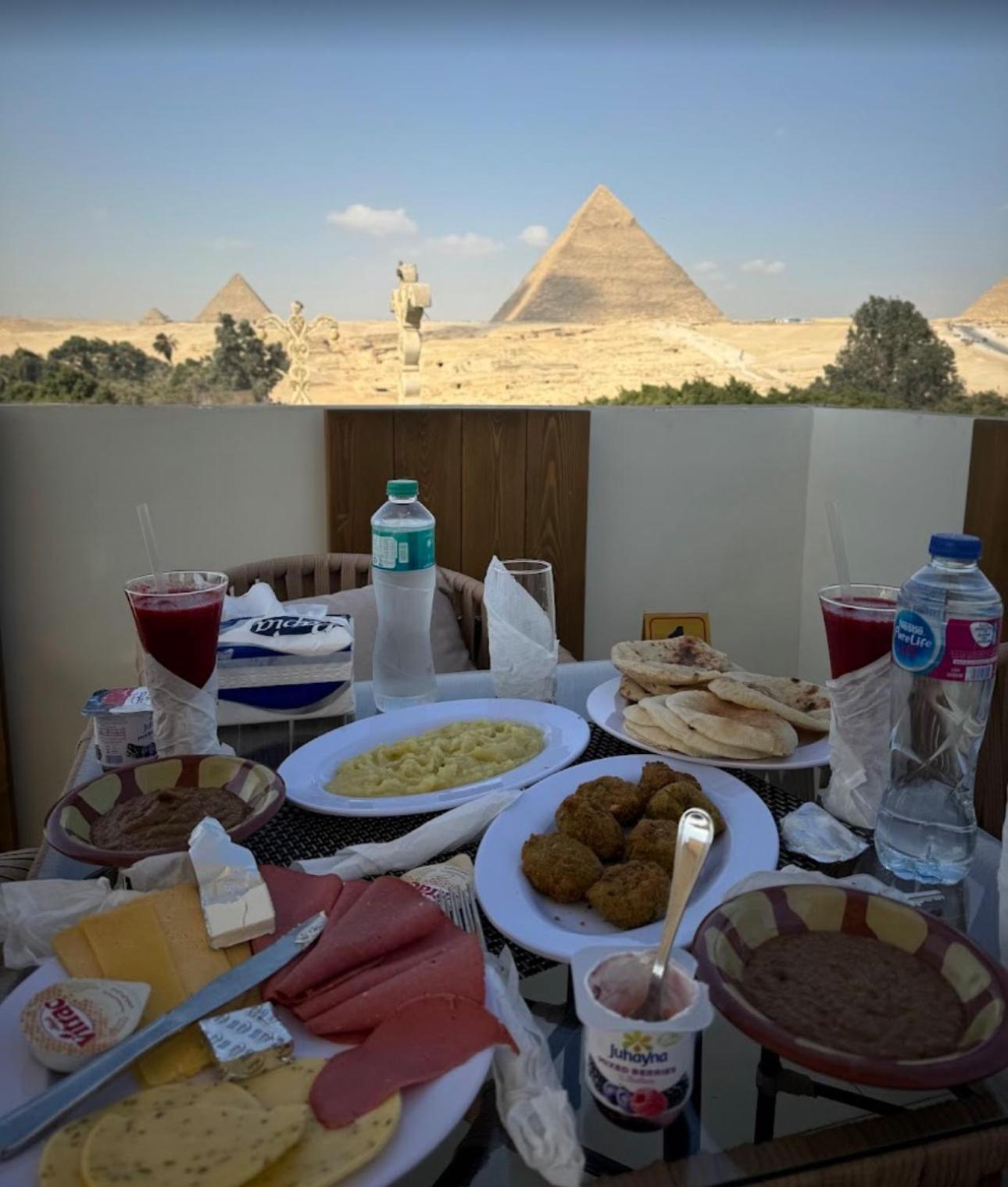 Pyramids On The Spot View Hotel Kafret el-Gabal Exterior photo